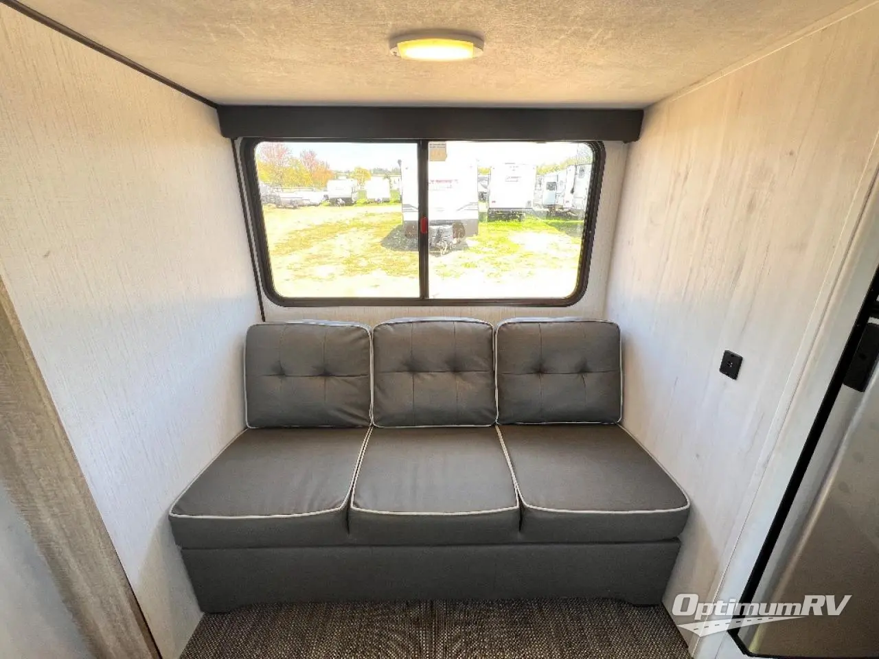 2021 Heartland Trail Runner 261BHS Photo 12