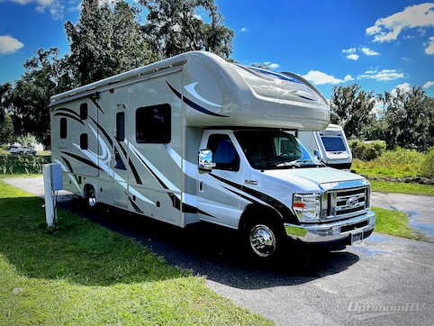Used 2018 Fleetwood Jamboree 30D Featured Photo