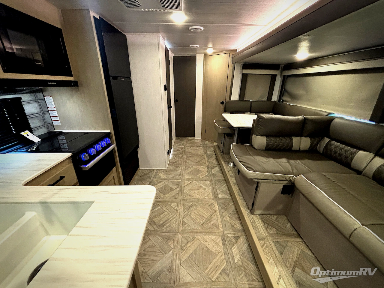 2024 Forest River Wildwood X-Lite 273QBXL Photo 4