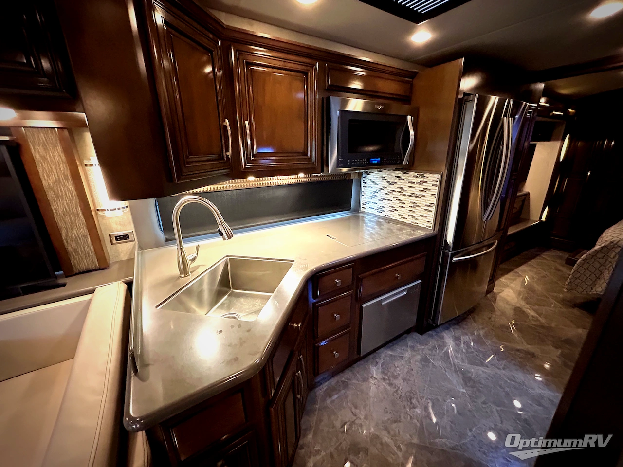 2018 Newmar New Aire 3343 Photo 6