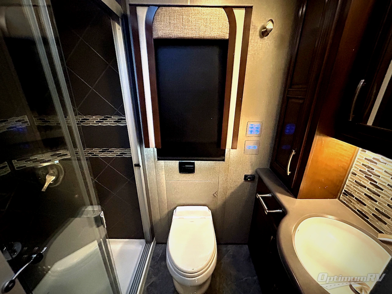 2018 Newmar New Aire 3343 Photo 16