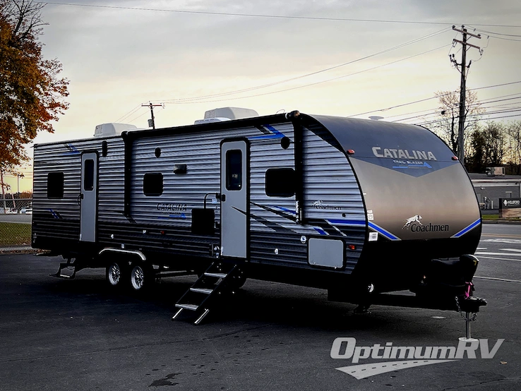 2021 Coachmen Catalina Legacy 323BHDSCK RV Photo 1