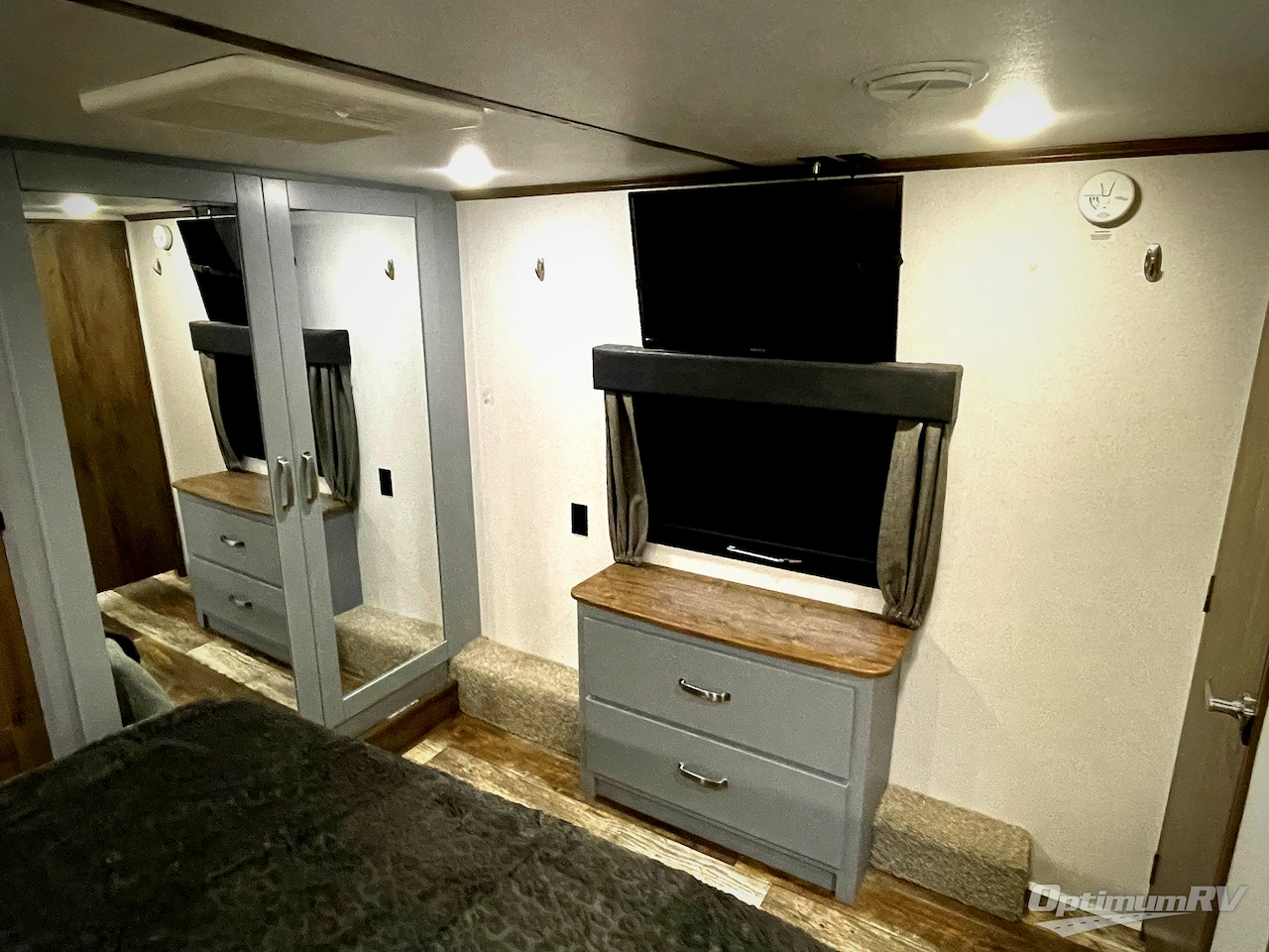 2020 Keystone Fuzion 430 Photo 19