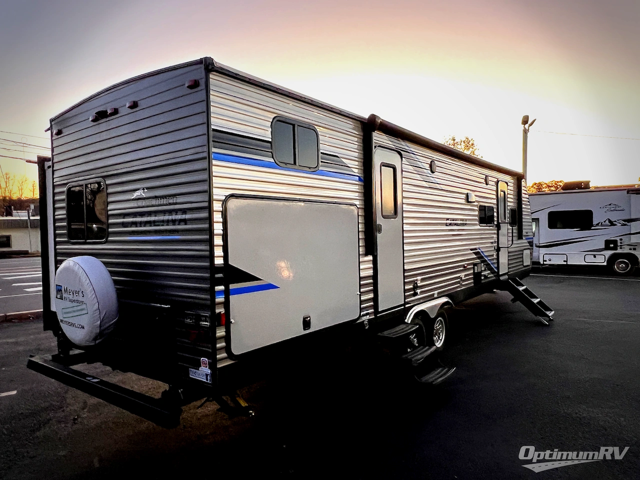 2022 Coachmen Catalina Legacy 323BHDSCK Photo 2