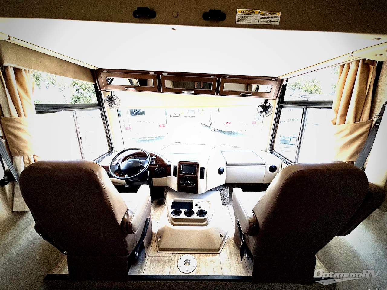 2019 Thor Freedom Traveler A27 Photo 6