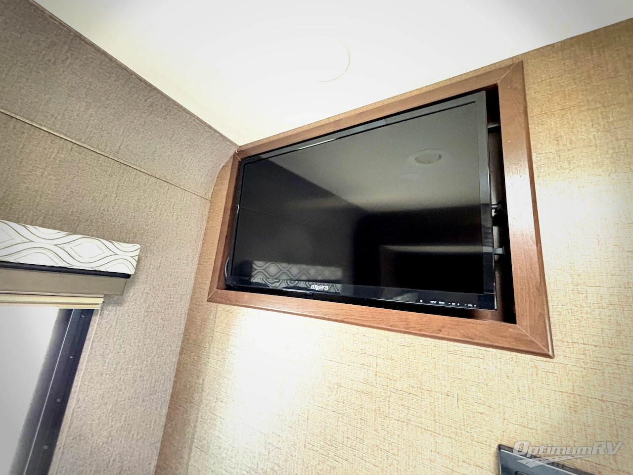 2019 Thor Freedom Traveler A27 Photo 18