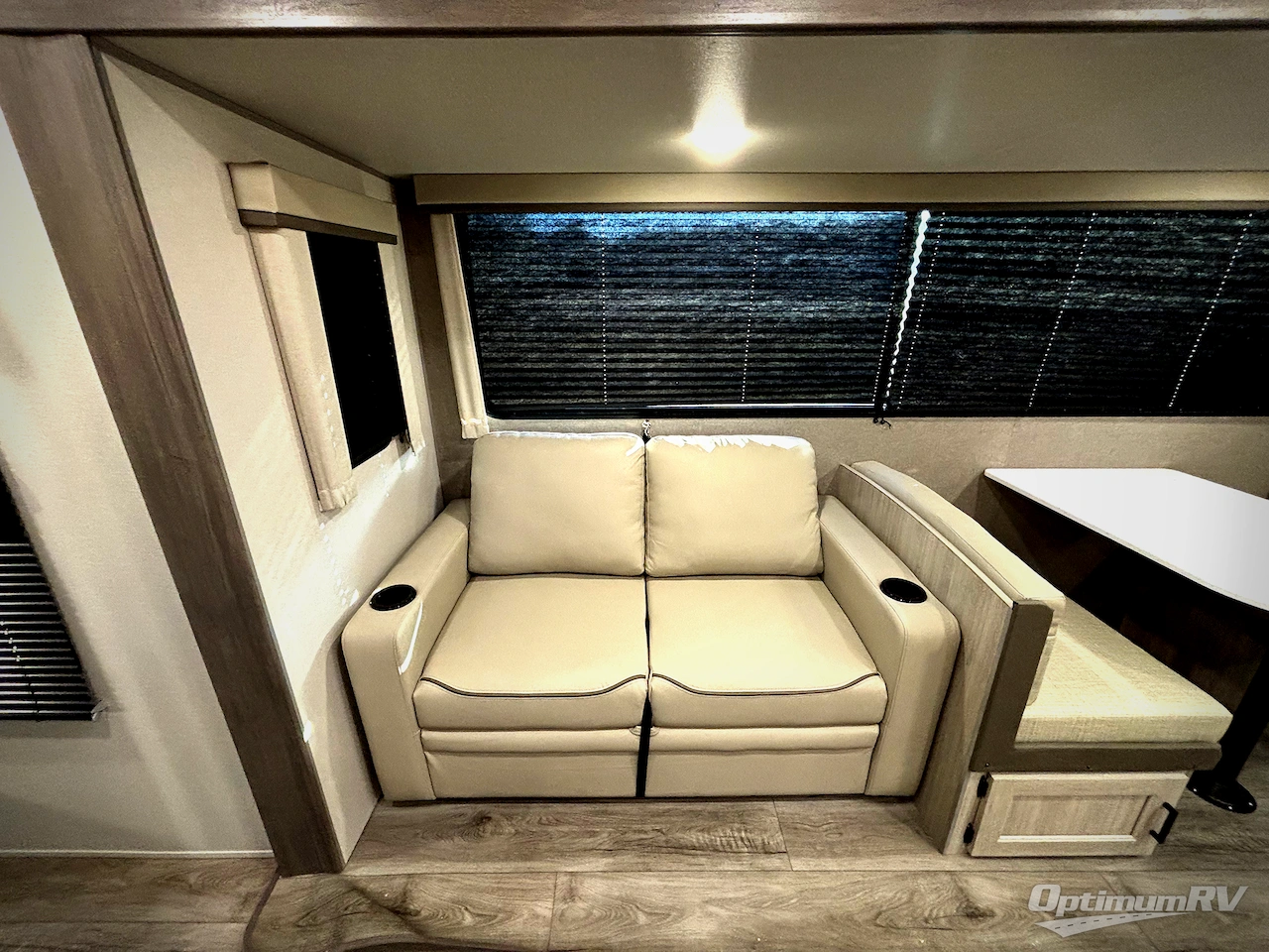 2026 Coachmen Catalina Legacy Edition 333DORM Photo 18