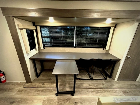 2026 Coachmen Catalina Legacy Edition 323MAZE RV Photo 4