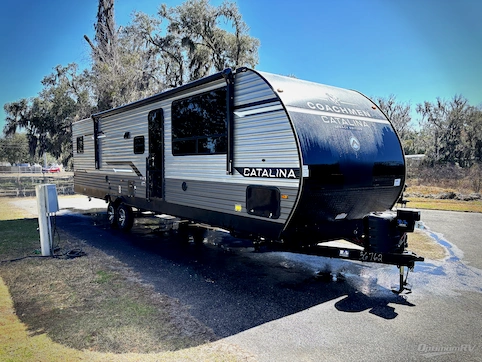 New 2026 Coachmen Catalina Legacy Edition 343BHTS Featured Photo