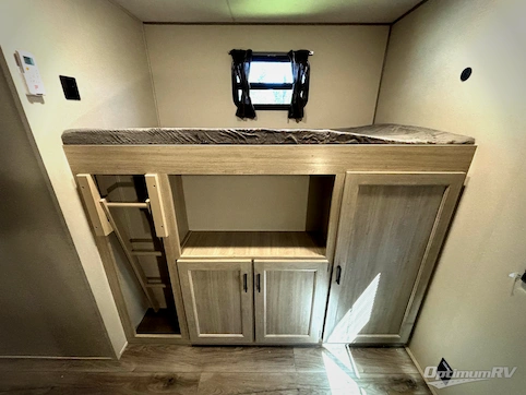 2026 Coachmen Catalina Legacy Edition 343BHTS RV Photo 4