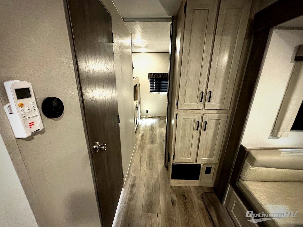 2026 Coachmen Catalina Legacy Edition 343BHTS Photo 16