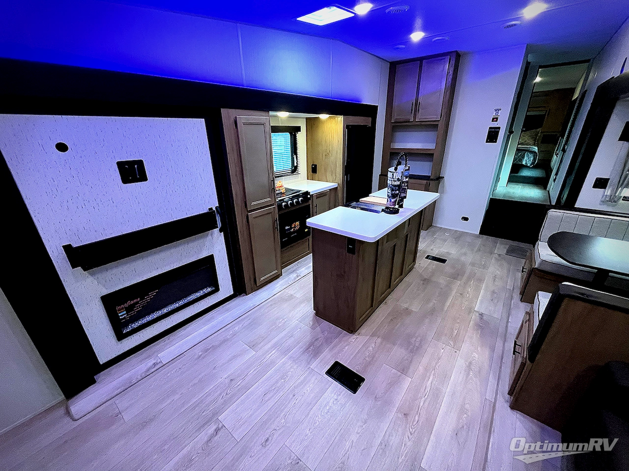 2025 Forest River Cherokee Black Label 295SBBL Photo 7