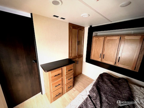 2025 Forest River Cherokee Arctic Wolf 271RK RV Floorplan Photo
