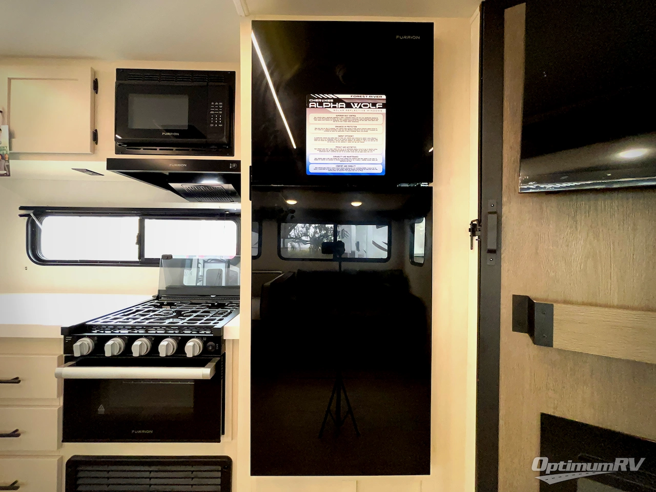 2026 Forest River Cherokee Alpha Wolf 29TB Photo 15