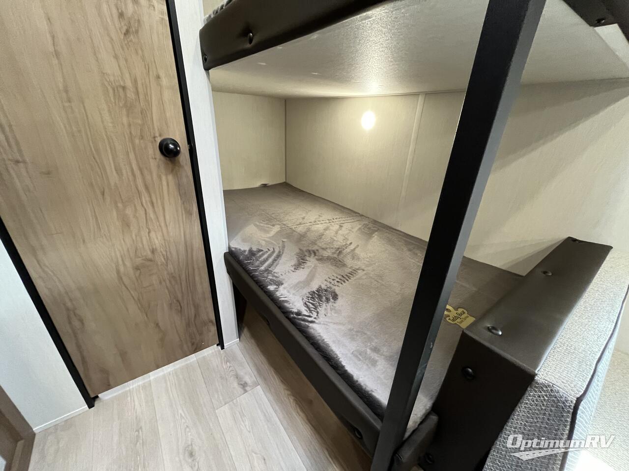 2025 Forest River Cherokee Wolf Pup 16LP Photo 9