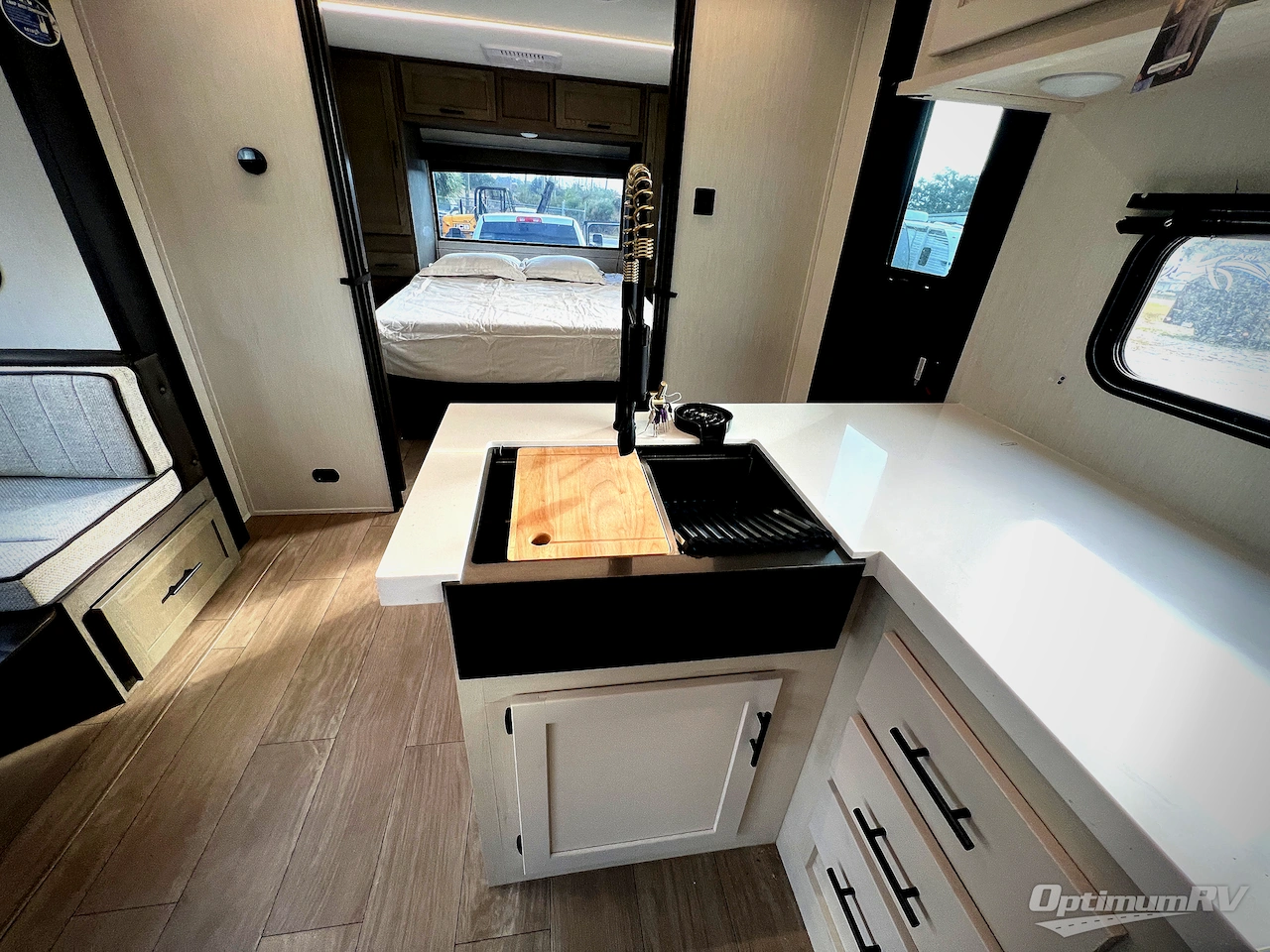 2026 Forest River Cherokee Alpha Wolf 29TB Photo 11