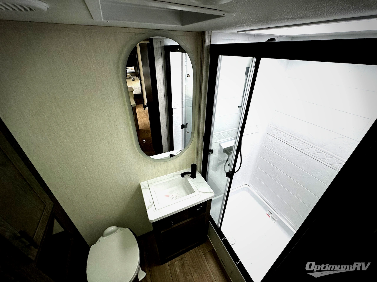 2026 Forest River Cherokee Alpha Wolf 21RB Photo 14