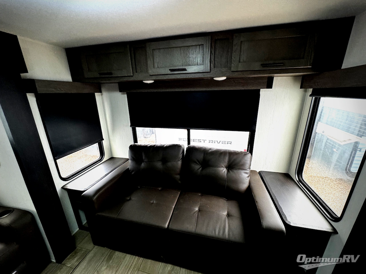 2026 Forest River Cherokee Alpha Wolf 26RL Photo 16