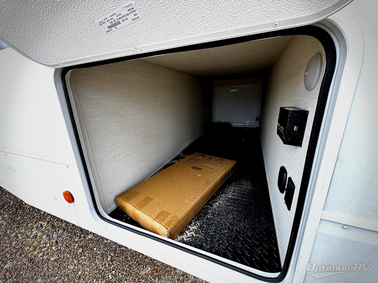 2026 Forest River Cherokee Alpha Wolf 280QBS Photo 2