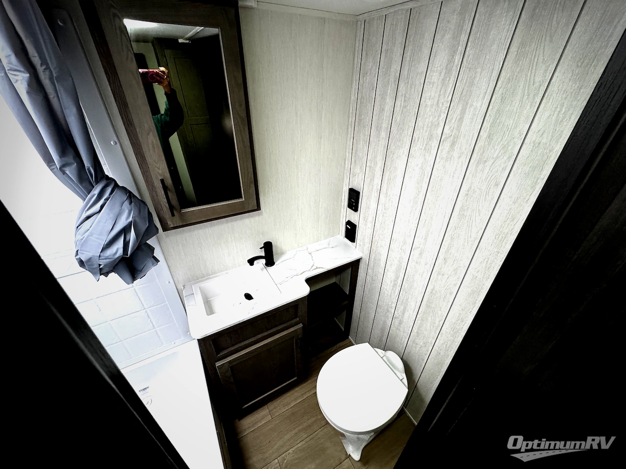 2026 Forest River Cherokee Alpha Wolf 280QBS Photo 13