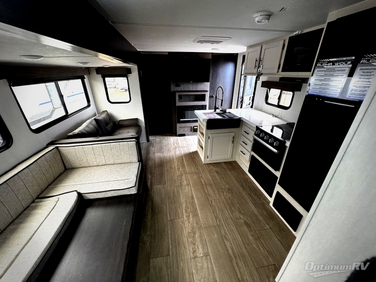 2026 Forest River Cherokee Alpha Wolf 280QBS Photo 14