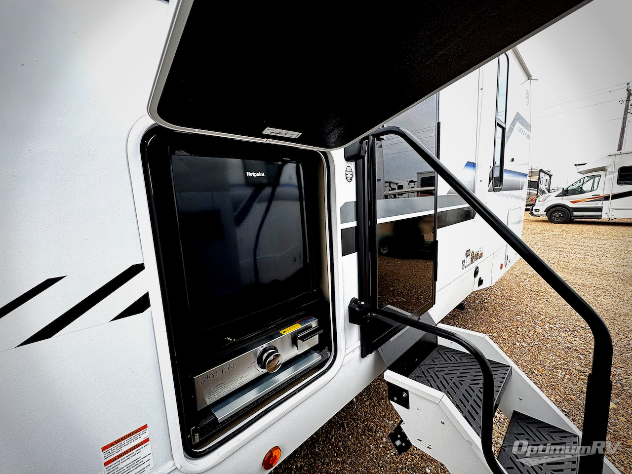 2026 Forest River Cherokee Alpha Wolf 26DBH Photo 3