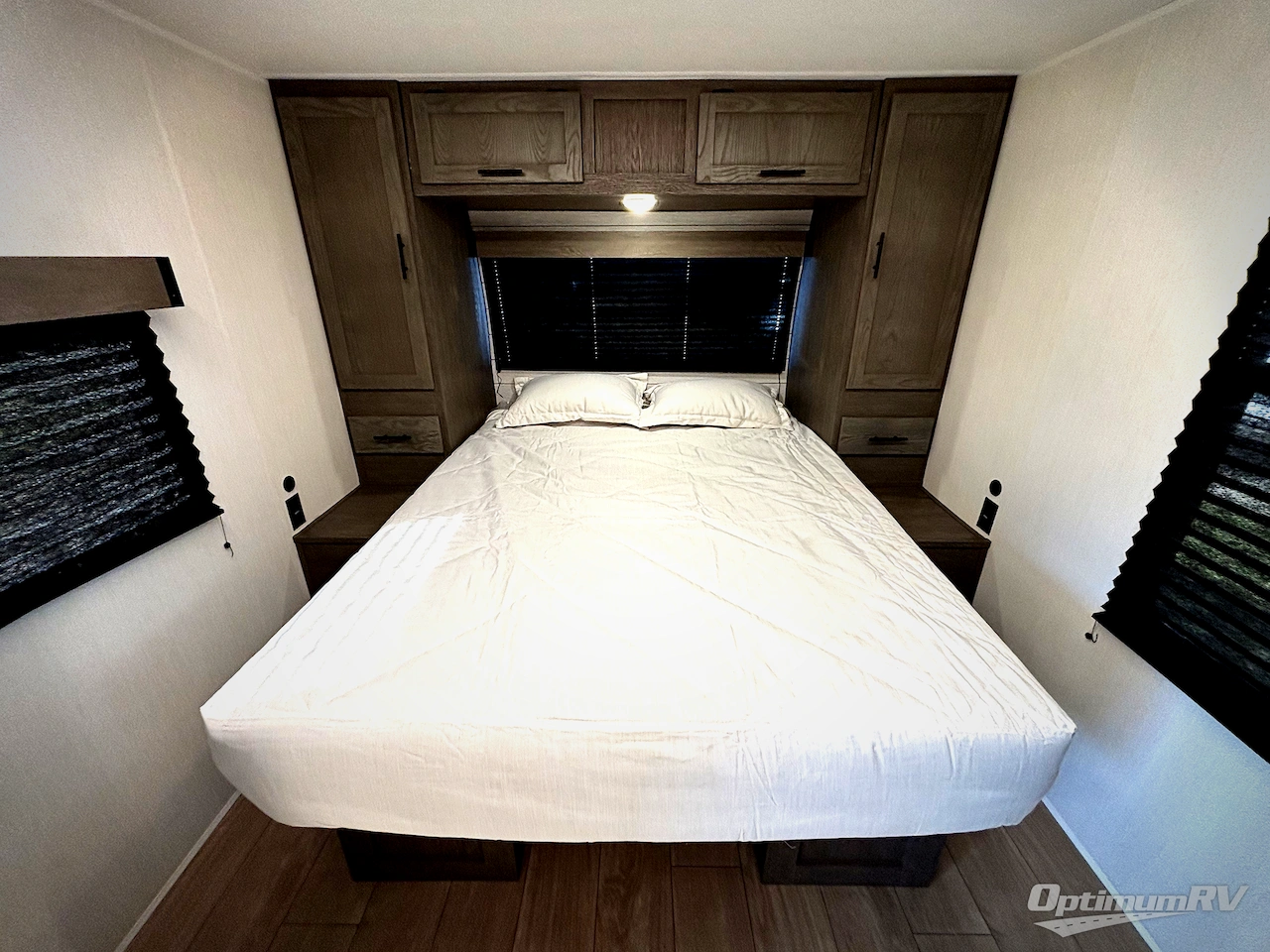 2026 Forest River Cherokee Alpha Wolf 21RB Photo 7