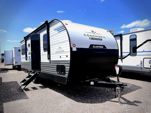 New 2025 Coachmen Clipper 5K Series 242MK Featured Photo