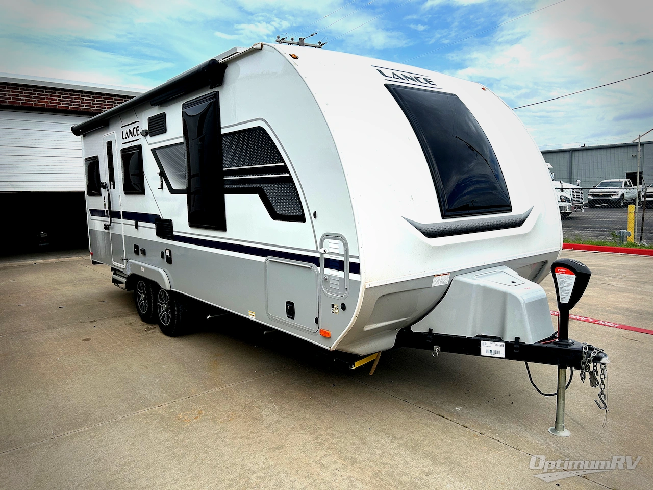 2023 Lance Lance Travel Trailers 2075 Photo 1