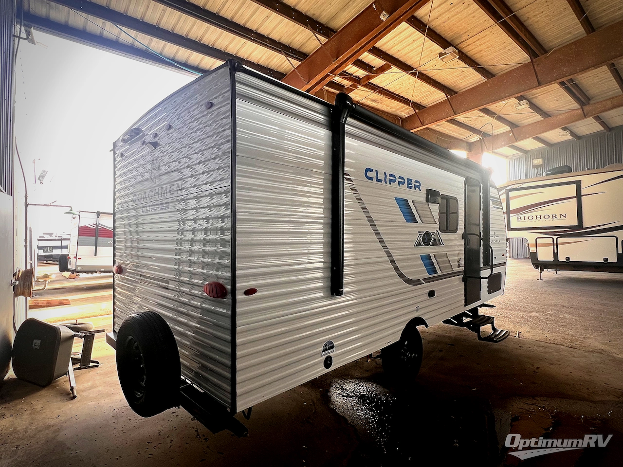2025 Coachmen Clipper 4K Series 18BH Photo 3