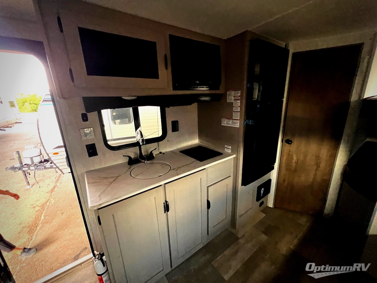 2025 Coachmen Clipper 4K Series 18BH Photo 12