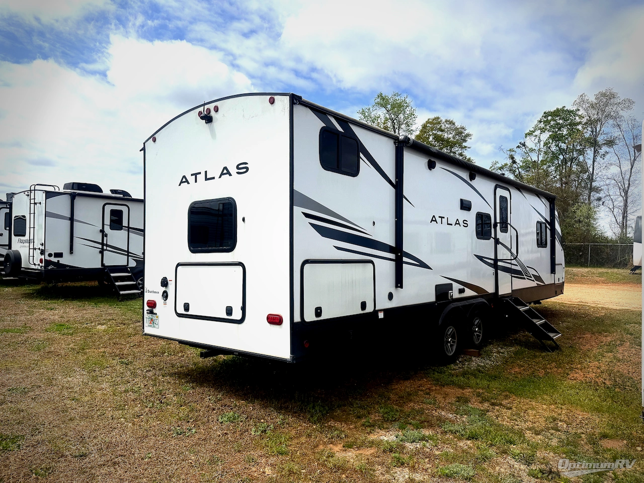 2022 Dutchmen Atlas 2902BH Photo 2