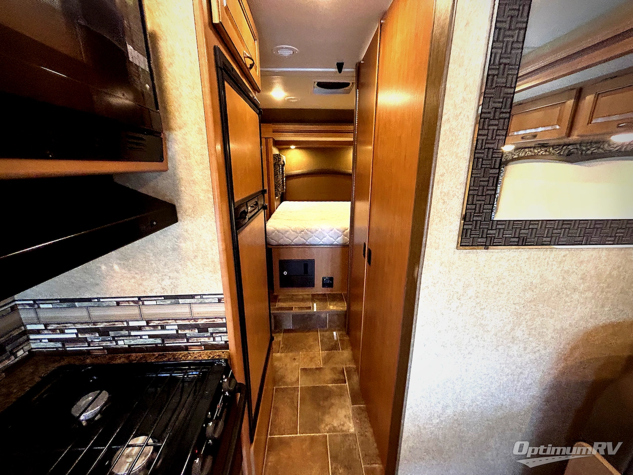 2017 Thor Four Winds Sprinter 24HL Photo 15