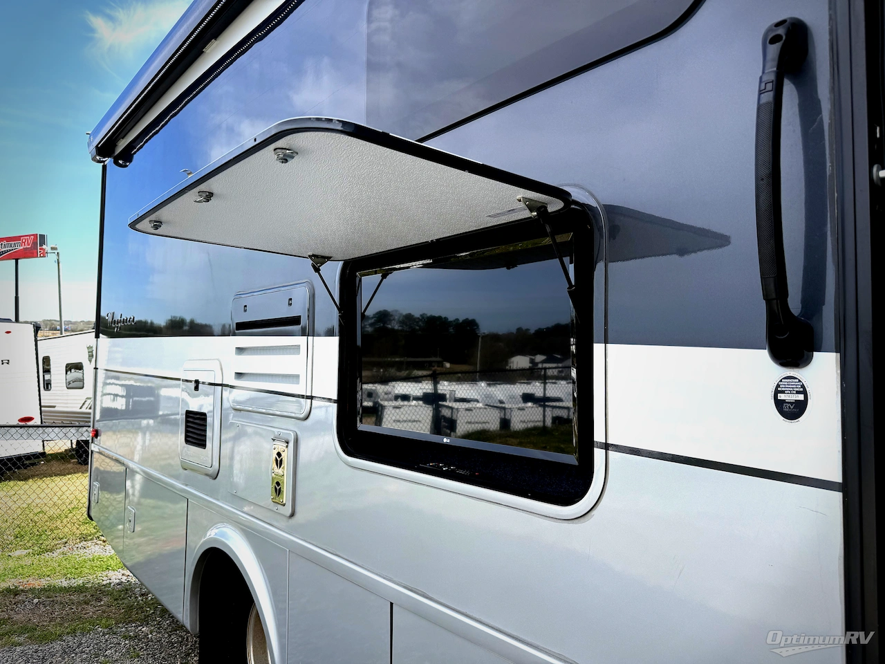 2020 Tiffin Wayfarer 25RW Photo 25