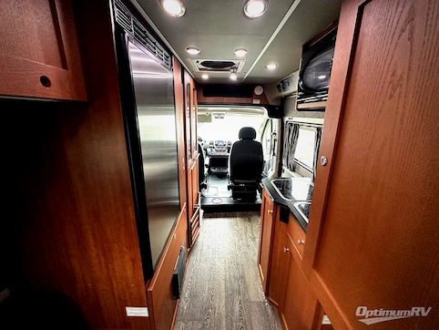 2018 Roadtrek Zion SRT RV Photo 4