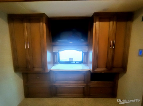 2019 Newmar Ventana 4369 RV Photo 4
