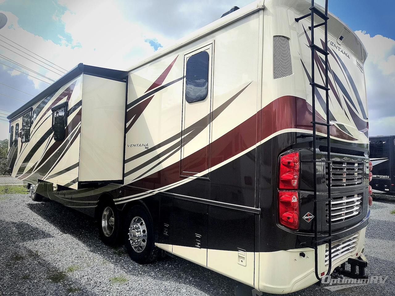 2019 Newmar Ventana 4369 Photo 2