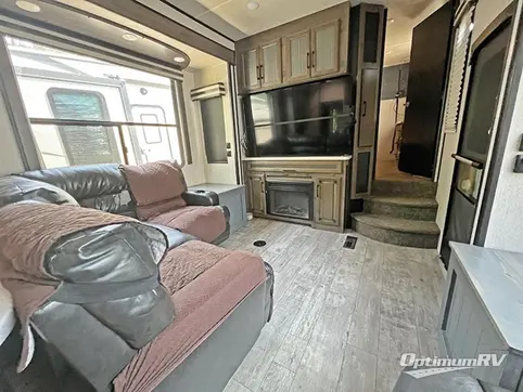 2018 Heartland Cyclone 4151 RV Photo 3