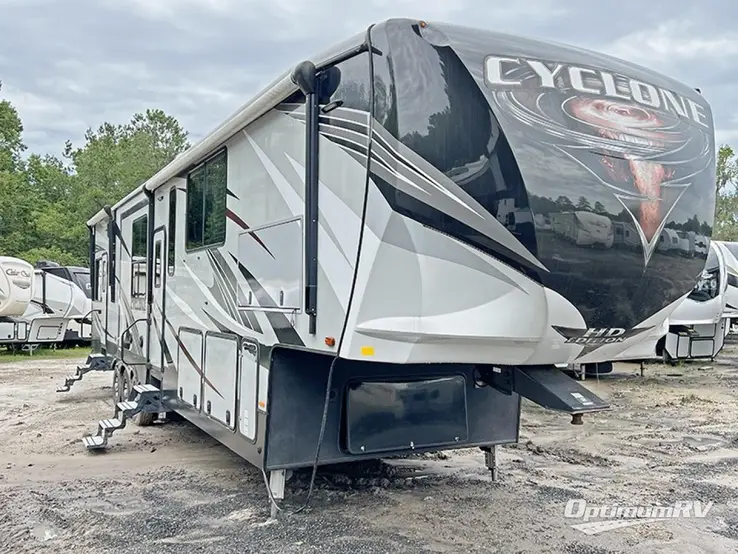 2018 Heartland Cyclone 4151 RV Photo 1