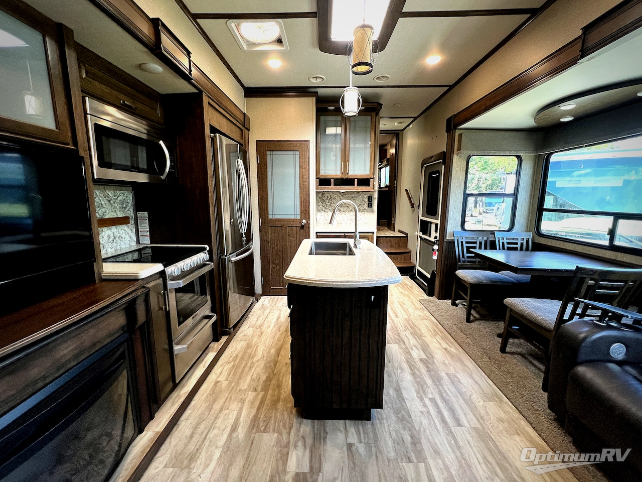 2020 Grand Design Solitude S-Class 3950BH Photo 5