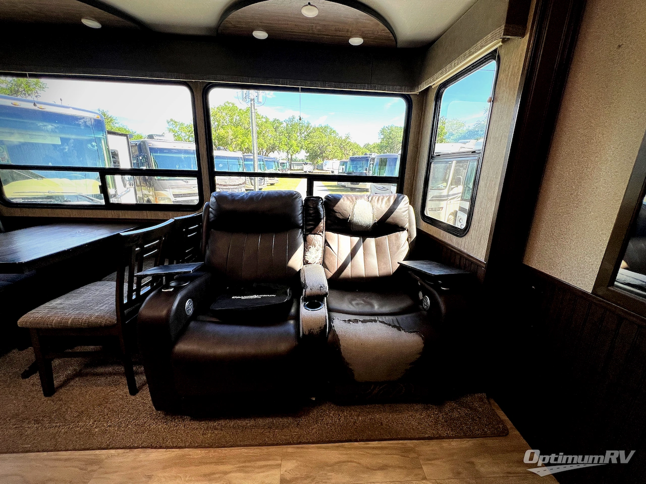 2020 Grand Design Solitude S-Class 3950BH Photo 7