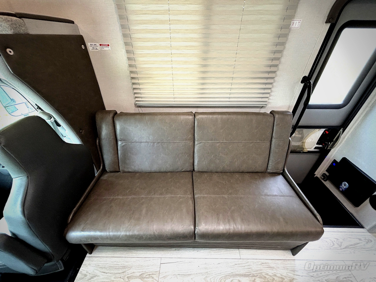 2025 Coachmen Freelander 27QB Photo 13