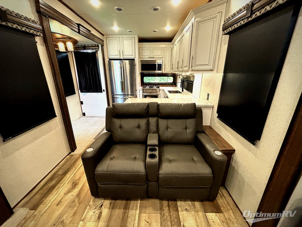 2021 KZ Durango Gold G391RKQ Photo 18