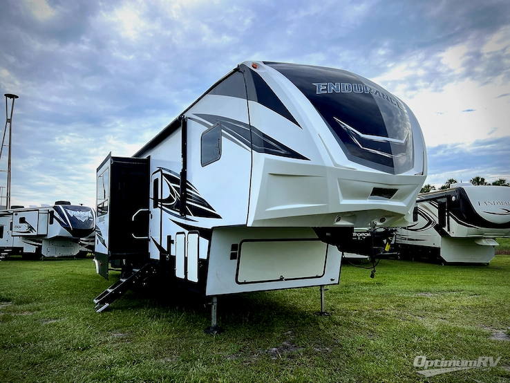2020 Dutchmen Endurance 3586 RV Photo 1