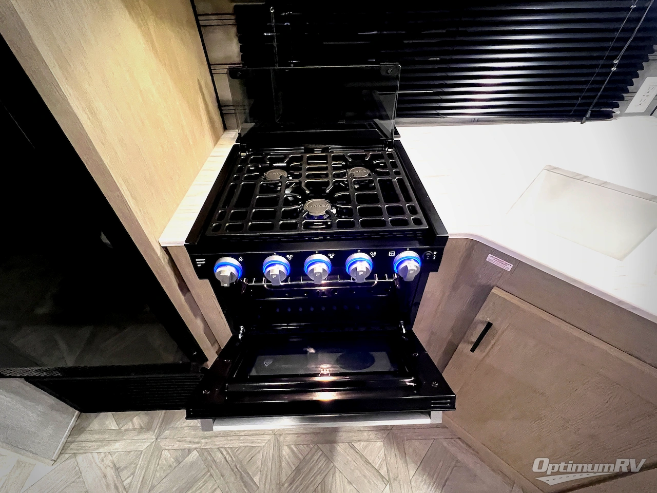 2023 Forest River Wildwood X-Lite 24RLXL Photo 16