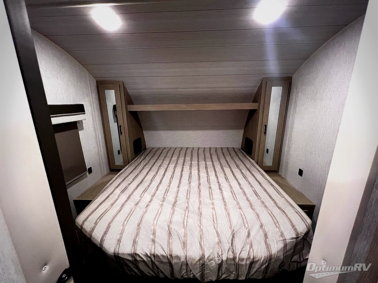 2023 Forest River Wildwood X-Lite 24RLXL Photo 24