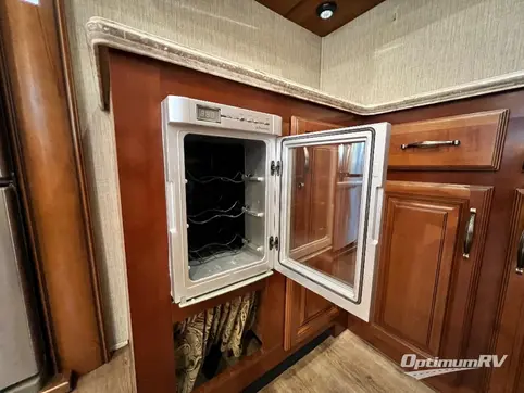 2016 Redwood Redwood 39B RV Photo 3