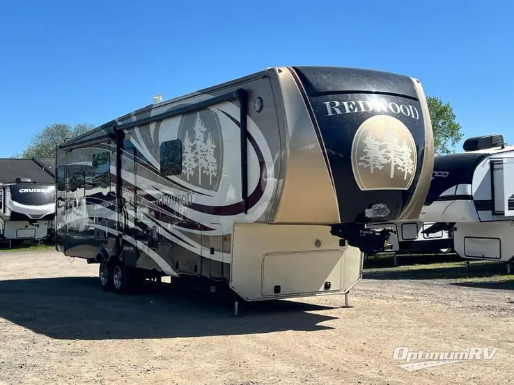 2016 Redwood Redwood 39B RV Photo 1