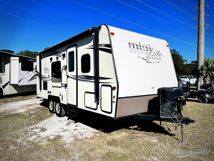 2016 Forest River Rockwood Mini Lite 2306 RV Photo 1