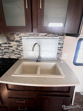 2019 Forest River Wildwood X-Lite 201BHXL RV Photo 3